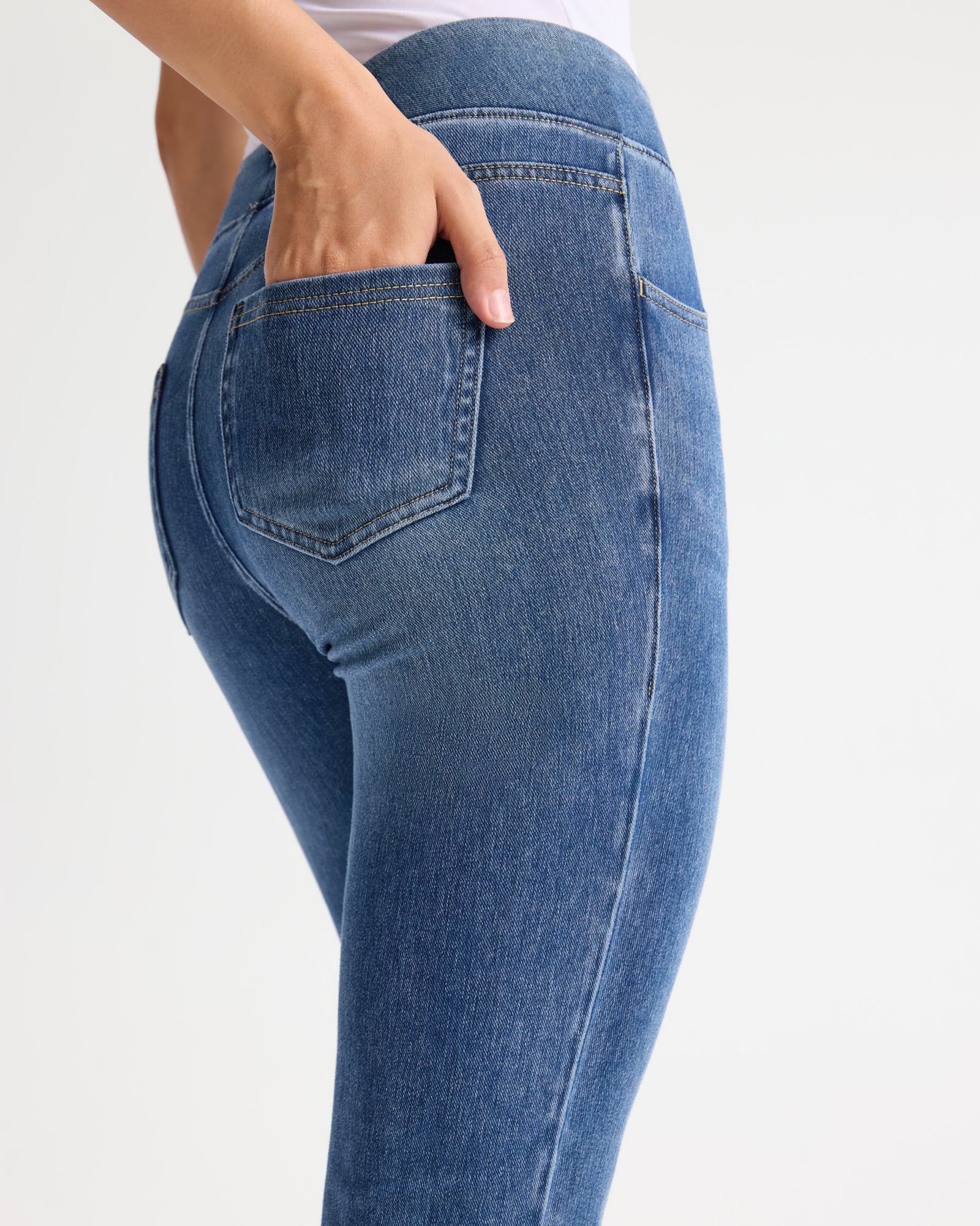 High-Rise Stretch Bootcut Jeans - Regular – SOLBRACE US